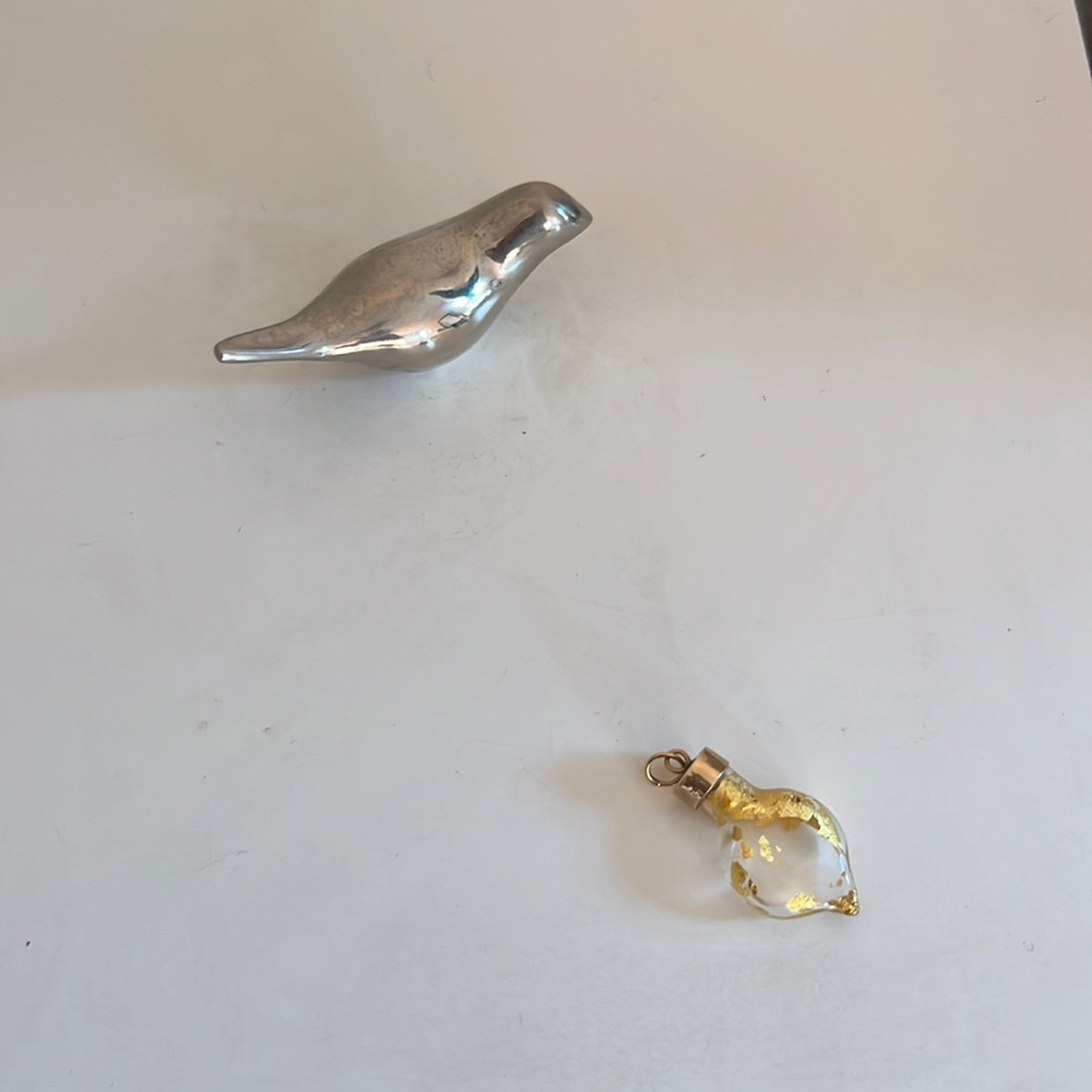 Gold leaf trinket charm